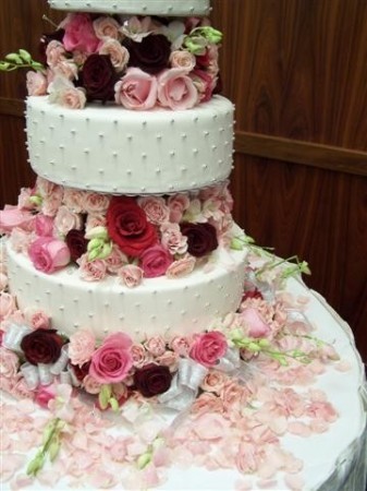  5 Pink Rose Tiered Wedding Cake Wedding Cake With Flowers