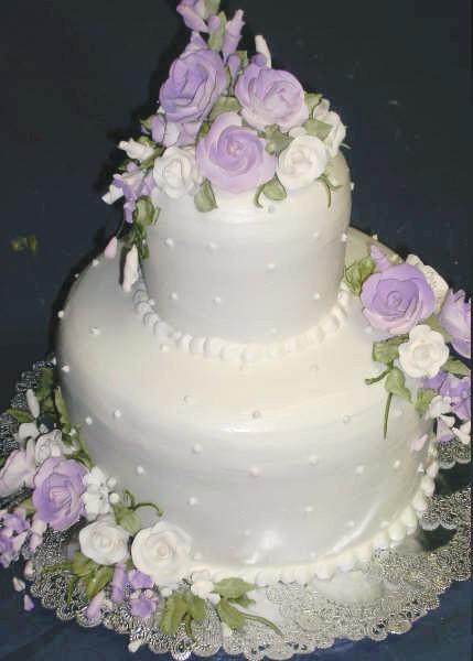 Lilac Pearl Wedding Cake This round wedding cake is a modern take on 