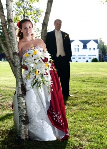 white wedding gowns with red. white wedding dress using