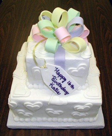 Sweet Birthday Cakes  Girls on Modern Sweet 16 Birthday Cake Ideas   Birthday Cakes