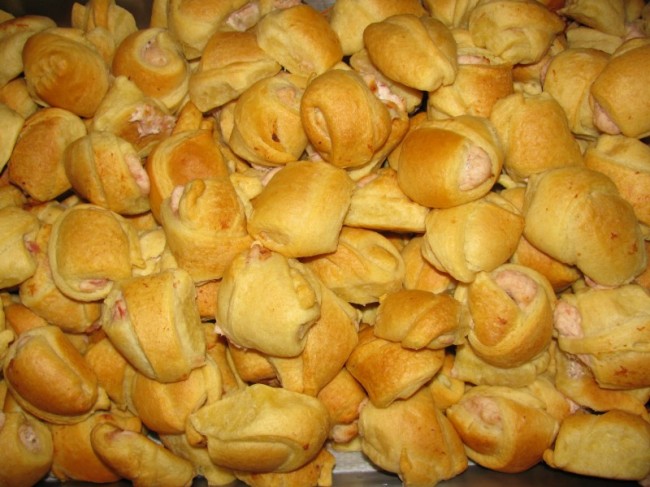  are everyone's favorite finger food at the wedding reception