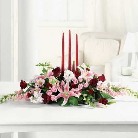 Wedding Party Photo Gallery The Traditional Christmas Centerpiece A Rose