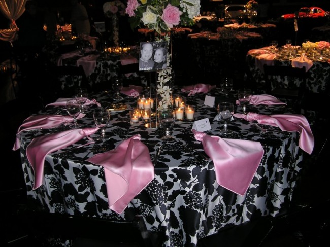 Their unique black and white floral print tablecloths were accented by 