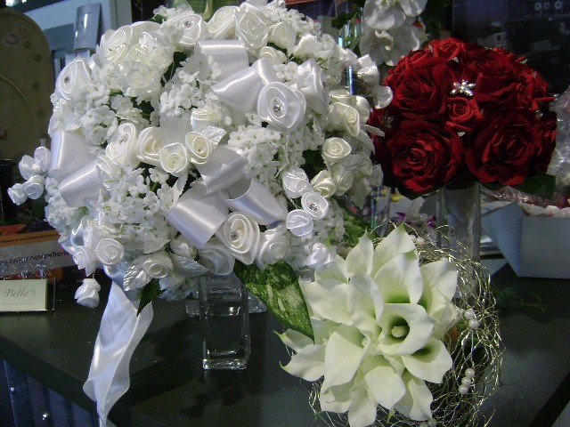 Assorted Silk Wedding Bouquets Share