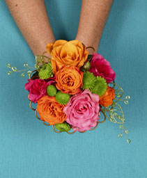 hot-pink-orange-handheld-bouquet.211.jpg