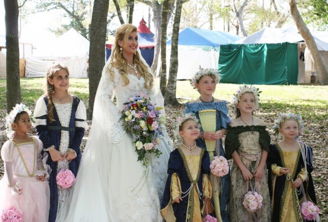 Renaissance wedding flowers