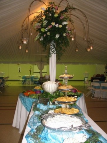 What An Elegant Buffet Table Share Wedding reception catering displays 