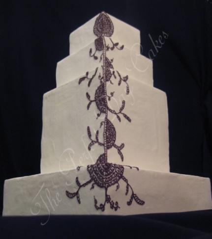 As easily seen in this photo Henna 39s wedding cake is a gorgeous work of art