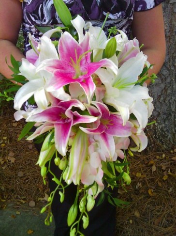 asiatic lily wedding flowers