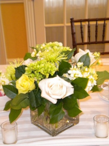 Ivory Rose Table Arrangement