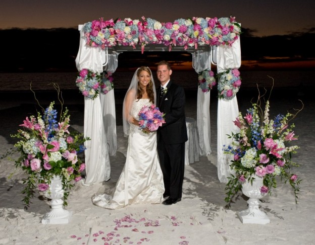 Beautiful Wedding Arbor Share