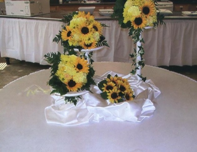 Wedding Party Photo Gallery Sunflower Centerpieces 