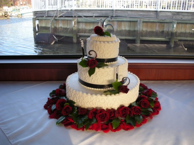 [Sweet 16 Birthday Cake With