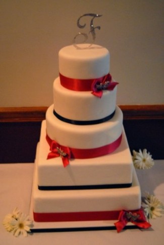  5 Tier Wedding Cake With Ribbon Covered In Cakecom 