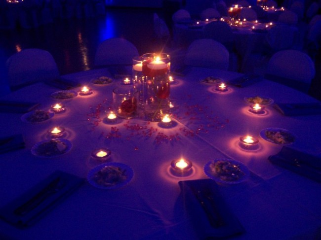 Like this great centerpieces for a blue wedding which are available for