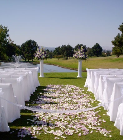 This wedding ceremony aisle is absolutely amazing with all the gorgeous 
