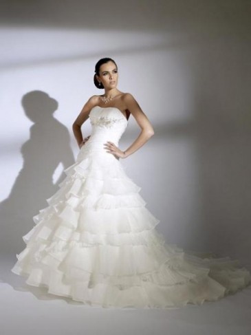 Beautifuled Tiered Wedding Dress Beautifuled Tiered Wedding Dress Share