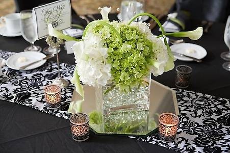 Wedding Party Photo Gallery Green and White Centerpieces 
