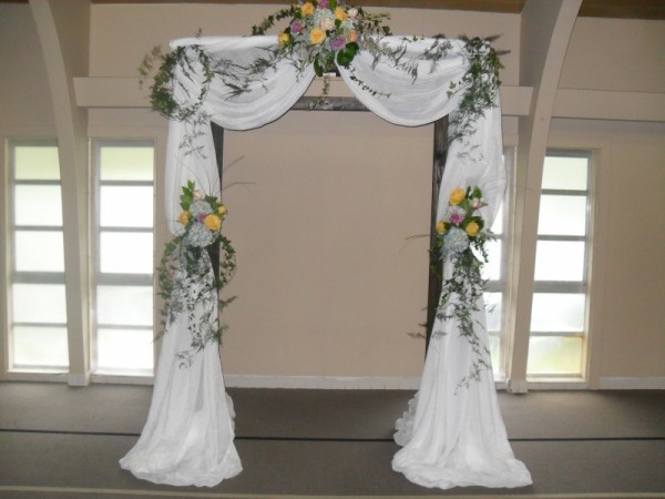 build a rustic wedding arch
