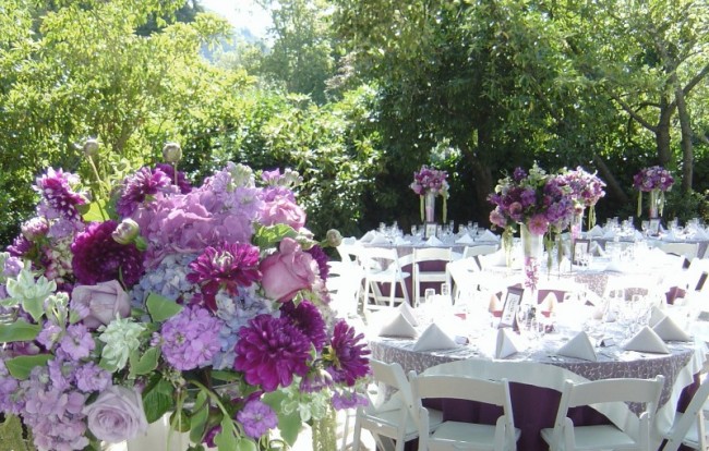 This gorgeous purple reception features amazing purple wedding reception 