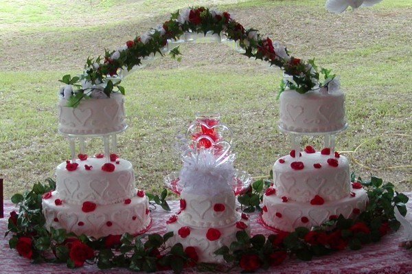 This wedding cake with fountain tiers is beautiful as it rests on the 