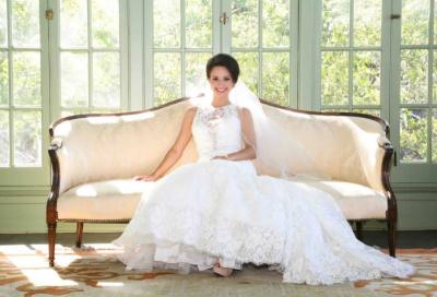 Gorgeous Lacy Wedding Gown