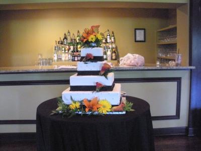 4 Tiered Wedding Cake with Gorgoeus Fall Flowers