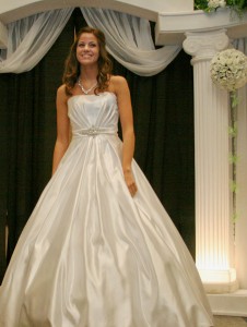 Beautiful Strapless Wedding Gown