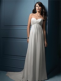 Beautiful Strapless Wedding Gown