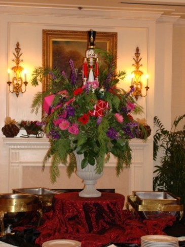 It's The Nutrcracker!