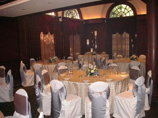 Neutral Themed Reception