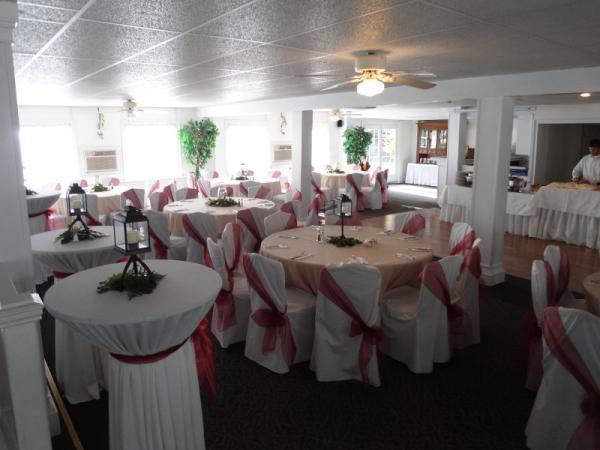 Red & Ivory Reception