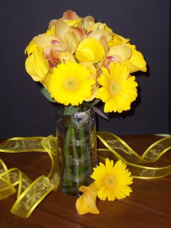 Absolutely Gorgeous Yellow Wedding Bouquet