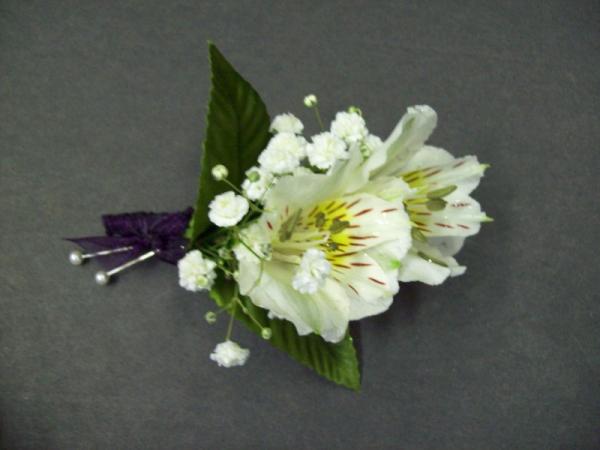 Baby's Breath Boutonniere