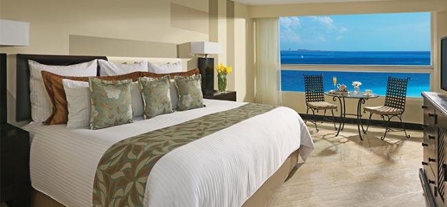 Deluxe Room (Dreams Resort, Cancun)