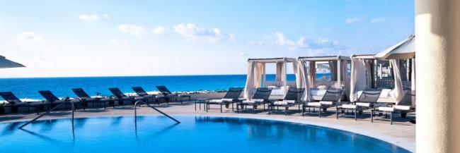 Splendid Pool By The Ocean