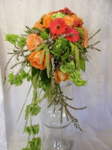Cascading Bouquet in Pink and Light Orange