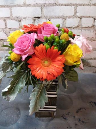 Square vase centerpiece 