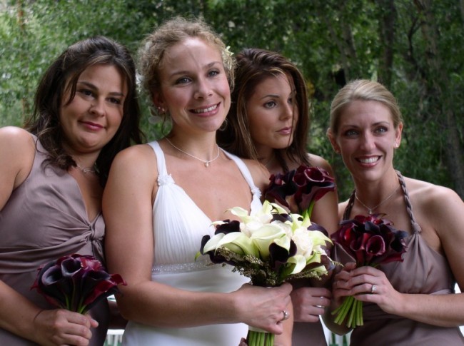 Bridal Party With Calla Lily Bouquets