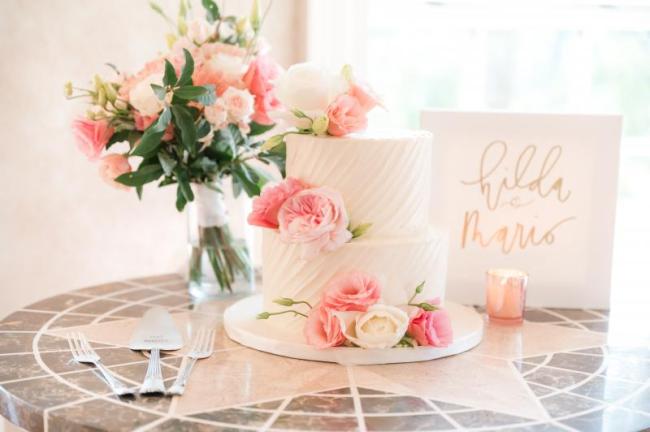 Blush Cake Flowers