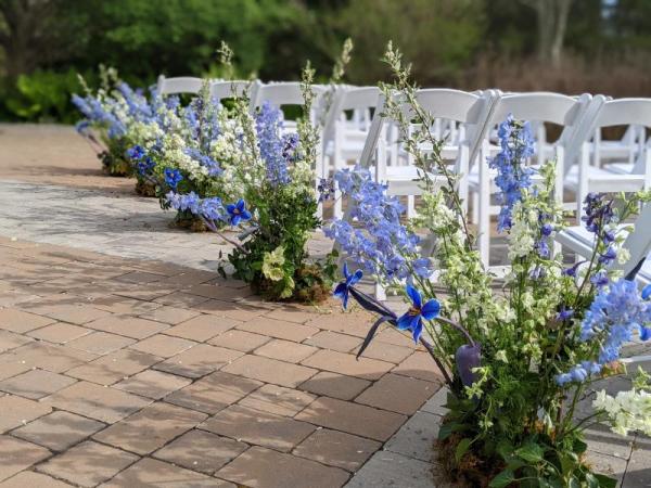 Dusty Blue Aisle Gardens