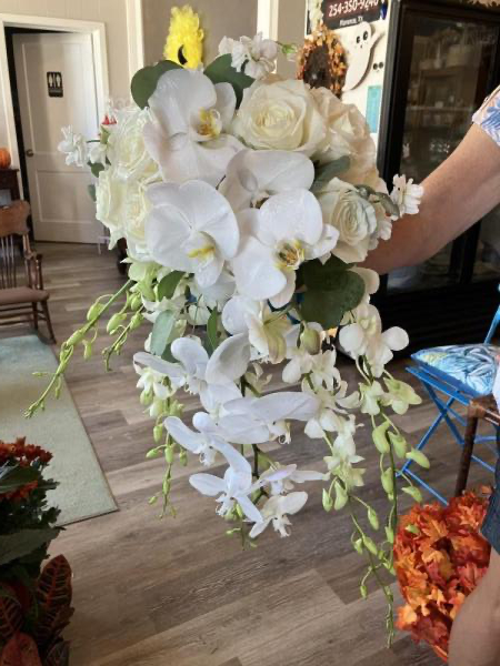 White orchids and roses