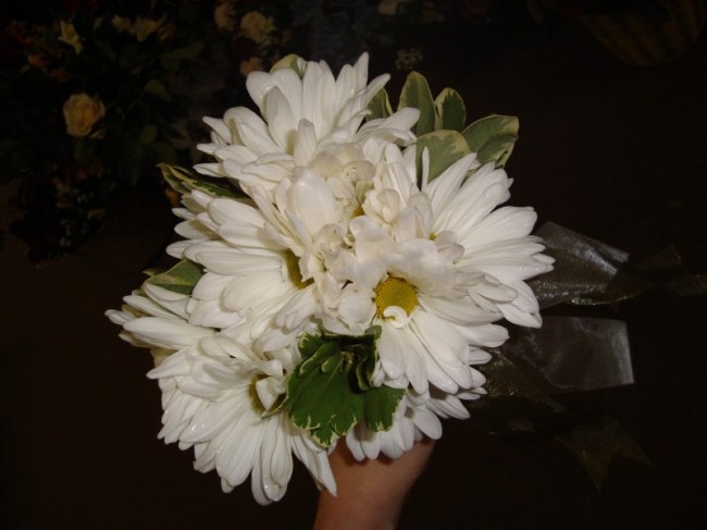 Daisy Bridesmaids Bouquet