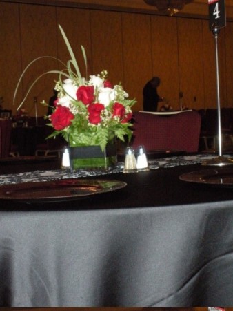 Red & White Centerpiece