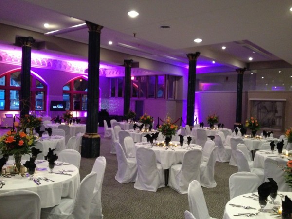 Beautiful Ballroom with Great Lighting & Elegant Tables