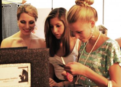 Guests Will Love Adding Quotes and Photos To Your Scrapbook