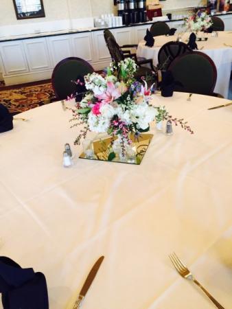 Beautiful Pink & White Centerpiece