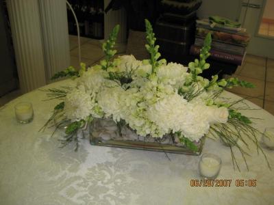 Hydrangea & Snapdragon Centerpiece