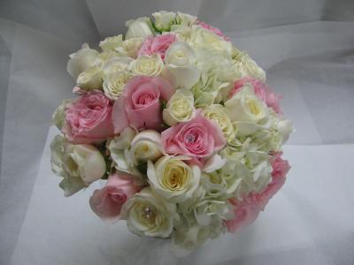 Gorgeous Pink And White Roses