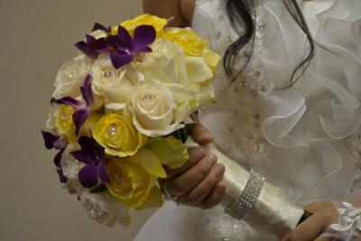Hand Tied Rose Bouquet